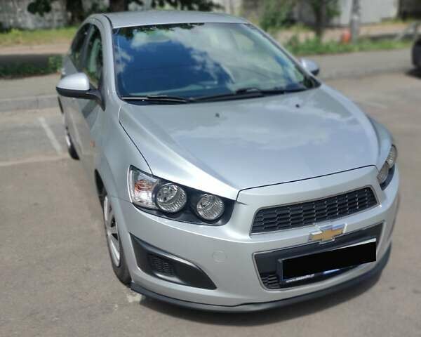 Сірий Шевроле Авео, об'ємом двигуна 1.4 л та пробігом 162 тис. км за 6050 $, фото 1 на Automoto.ua