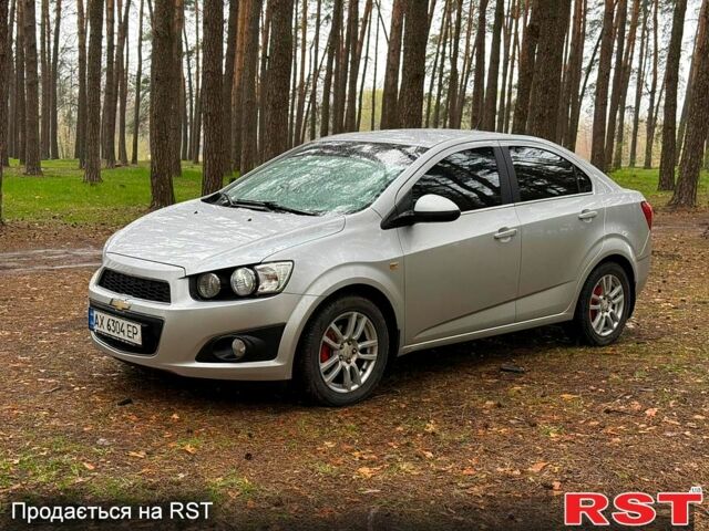 Серый Шевроле Авео, объемом двигателя 1.6 л и пробегом 172 тыс. км за 6800 $, фото 1 на Automoto.ua