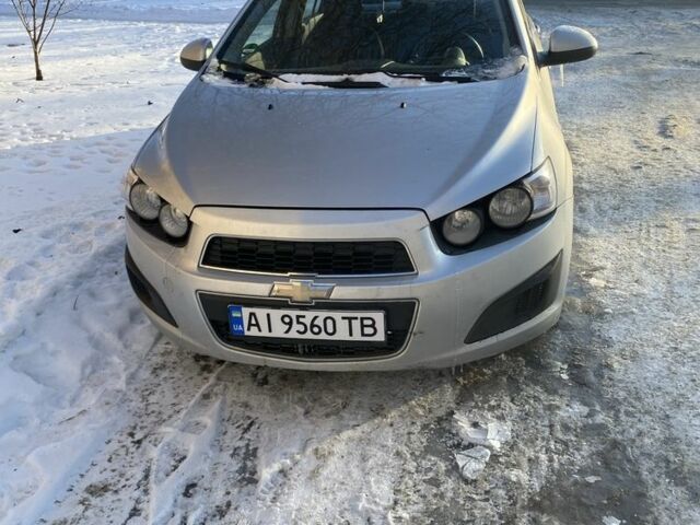 Серый Шевроле Авео, объемом двигателя 1.6 л и пробегом 270 тыс. км за 4200 $, фото 1 на Automoto.ua