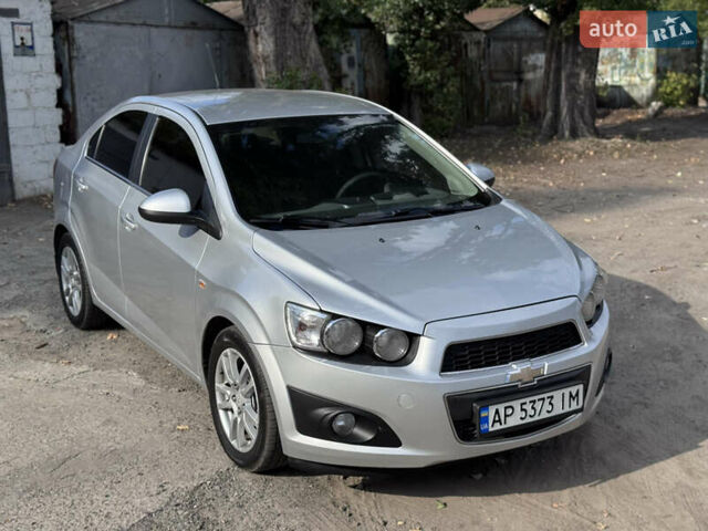 Серый Шевроле Авео, объемом двигателя 1.6 л и пробегом 235 тыс. км за 6600 $, фото 1 на Automoto.ua