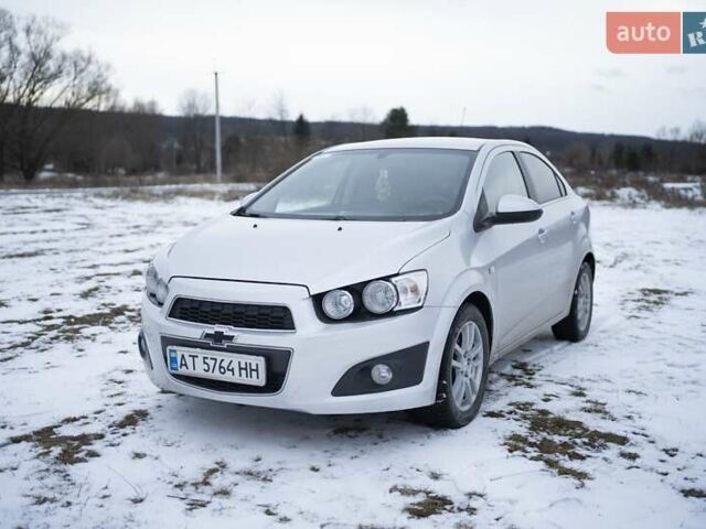 Сірий Шевроле Авео, об'ємом двигуна 1.6 л та пробігом 183 тис. км за 5500 $, фото 1 на Automoto.ua