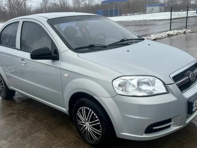 Серый Шевроле Авео, объемом двигателя 1.5 л и пробегом 152 тыс. км за 4000 $, фото 1 на Automoto.ua