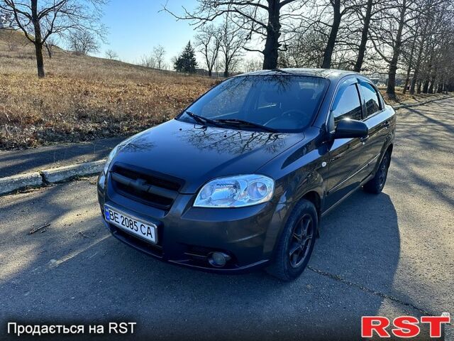 Серый Шевроле Авео, объемом двигателя 1.5 л и пробегом 261 тыс. км за 3500 $, фото 1 на Automoto.ua