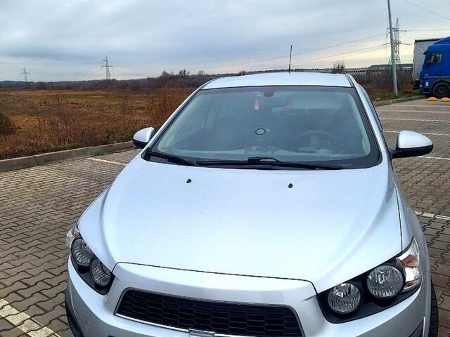 Серый Шевроле Авео, объемом двигателя 1.6 л и пробегом 161 тыс. км за 6500 $, фото 1 на Automoto.ua