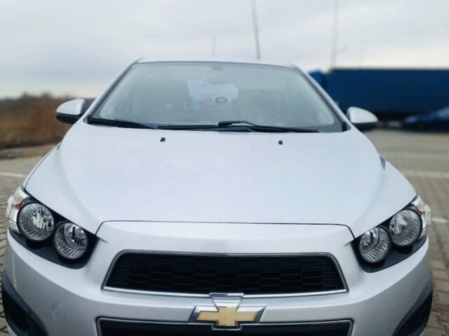 Сірий Шевроле Авео, об'ємом двигуна 1.6 л та пробігом 161 тис. км за 6000 $, фото 1 на Automoto.ua