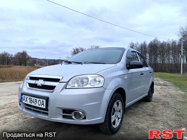 Серый Шевроле Авео, объемом двигателя 1.5 л и пробегом 185 тыс. км за 4000 $, фото 1 на Automoto.ua