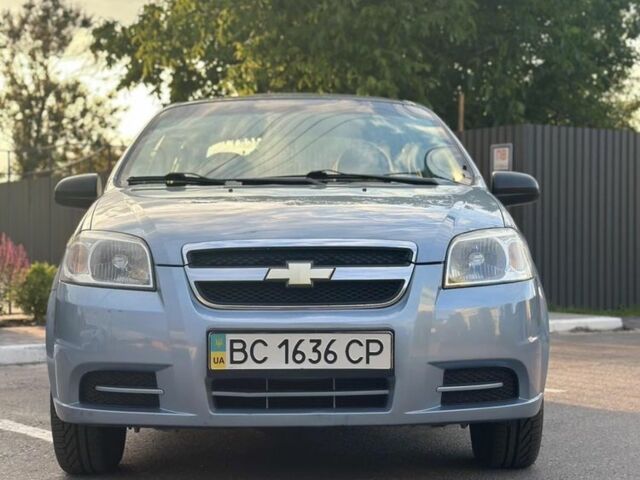 Серый Шевроле Авео, объемом двигателя 1.5 л и пробегом 88 тыс. км за 4800 $, фото 1 на Automoto.ua