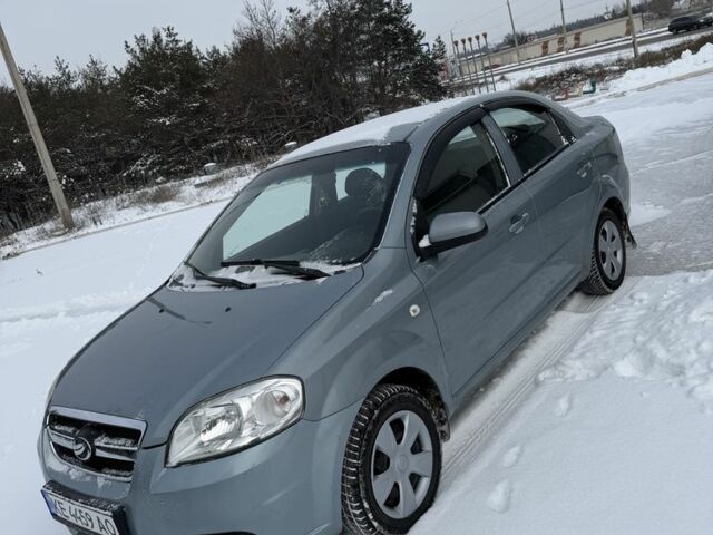 Серый Шевроле Авео, объемом двигателя 1.5 л и пробегом 69 тыс. км за 5500 $, фото 1 на Automoto.ua