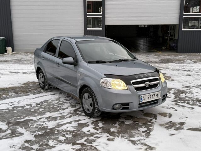 Серый Шевроле Авео, объемом двигателя 1.5 л и пробегом 150 тыс. км за 3300 $, фото 1 на Automoto.ua