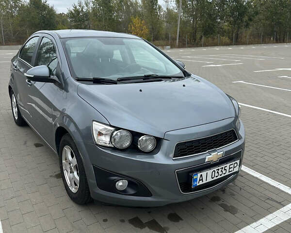 Сірий Шевроле Авео, об'ємом двигуна 1.4 л та пробігом 170 тис. км за 7000 $, фото 1 на Automoto.ua
