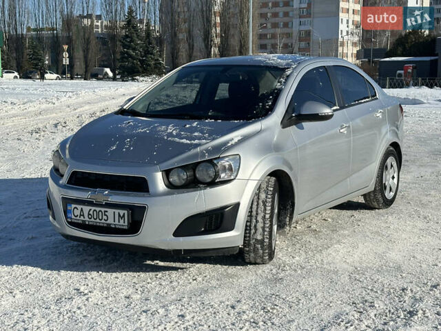 Серый Шевроле Авео, объемом двигателя 1.4 л и пробегом 83 тыс. км за 7750 $, фото 1 на Automoto.ua