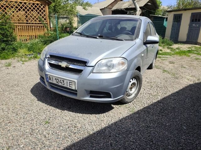 Серый Шевроле Авео, объемом двигателя 1.5 л и пробегом 250 тыс. км за 3300 $, фото 1 на Automoto.ua
