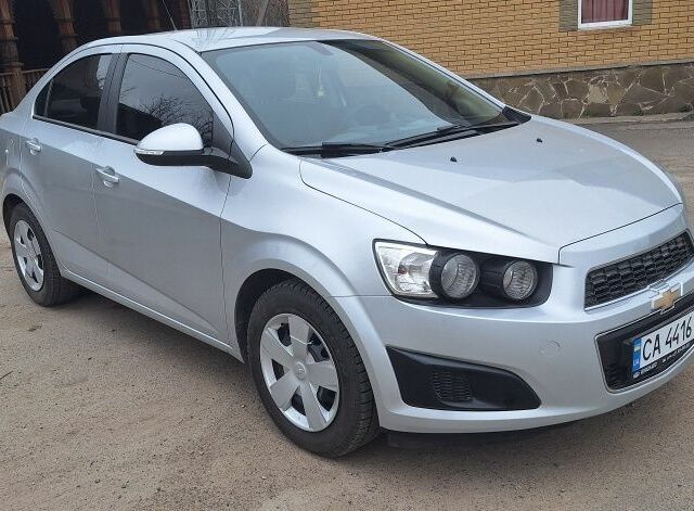 Сірий Шевроле Авео, об'ємом двигуна 0 л та пробігом 84 тис. км за 7500 $, фото 1 на Automoto.ua