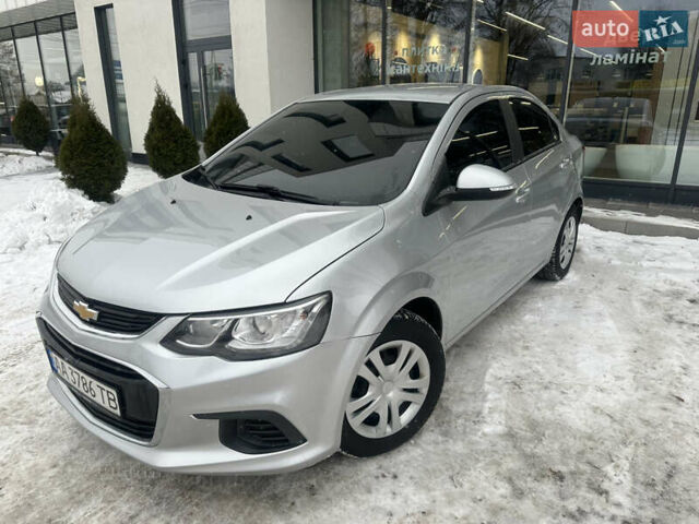 Сірий Шевроле Авео, об'ємом двигуна 1.4 л та пробігом 71 тис. км за 7100 $, фото 1 на Automoto.ua