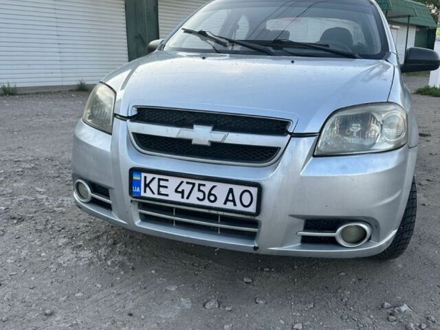 Серый Шевроле Авео, объемом двигателя 1.5 л и пробегом 240 тыс. км за 2600 $, фото 1 на Automoto.ua