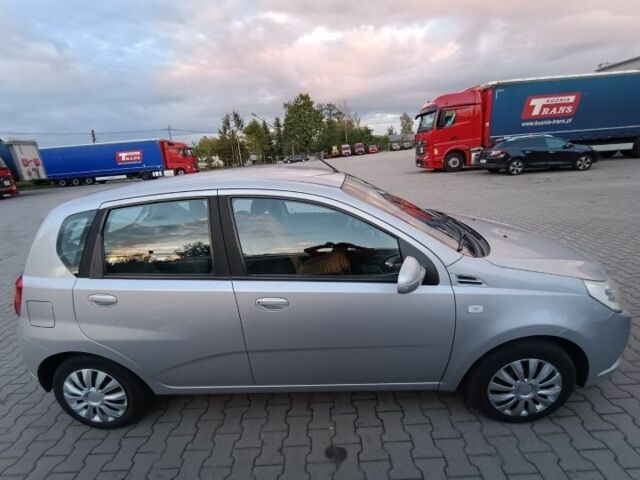 Серый Шевроле Авео, объемом двигателя 1.2 л и пробегом 167 тыс. км за 4300 $, фото 1 на Automoto.ua