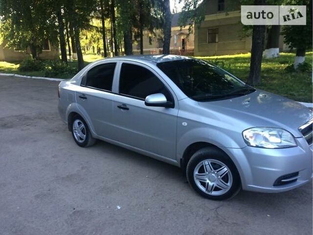 Сірий Шевроле Авео, об'ємом двигуна 1.5 л та пробігом 128 тис. км за 5299 $, фото 1 на Automoto.ua