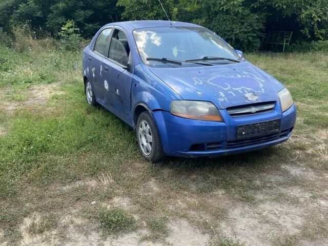 Синий Шевроле Авео, объемом двигателя 0 л и пробегом 300 тыс. км за 700 $, фото 1 на Automoto.ua