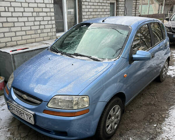 Синій Шевроле Авео, об'ємом двигуна 1.5 л та пробігом 185 тис. км за 2650 $, фото 1 на Automoto.ua