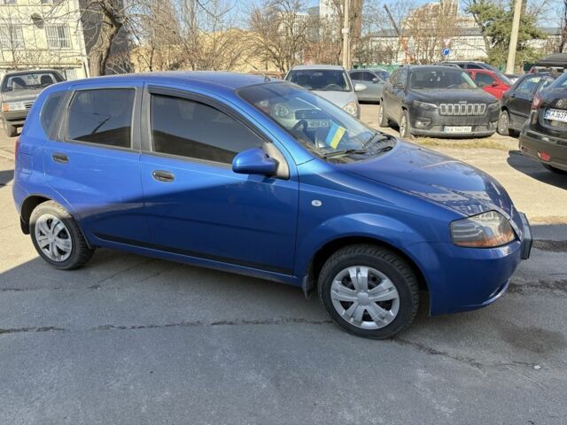 Синий Шевроле Авео, объемом двигателя 1.5 л и пробегом 163 тыс. км за 3333 $, фото 1 на Automoto.ua