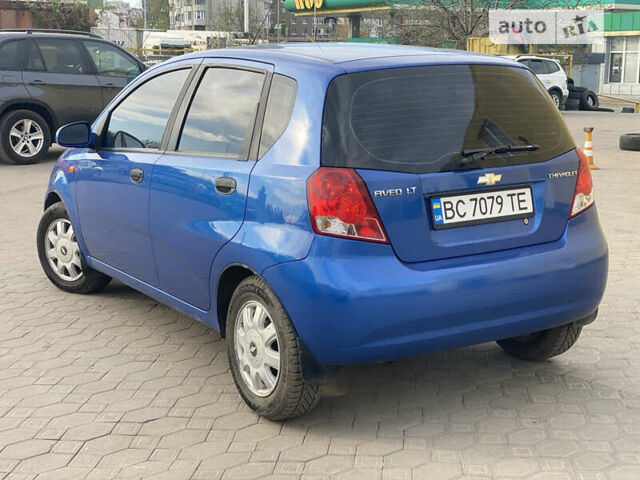 Синій Шевроле Авео, об'ємом двигуна 1.5 л та пробігом 175 тис. км за 4000 $, фото 1 на Automoto.ua