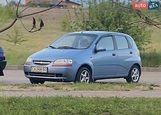 Синий Шевроле Авео, объемом двигателя 1.5 л и пробегом 240 тыс. км за 2400 $, фото 1 на Automoto.ua
