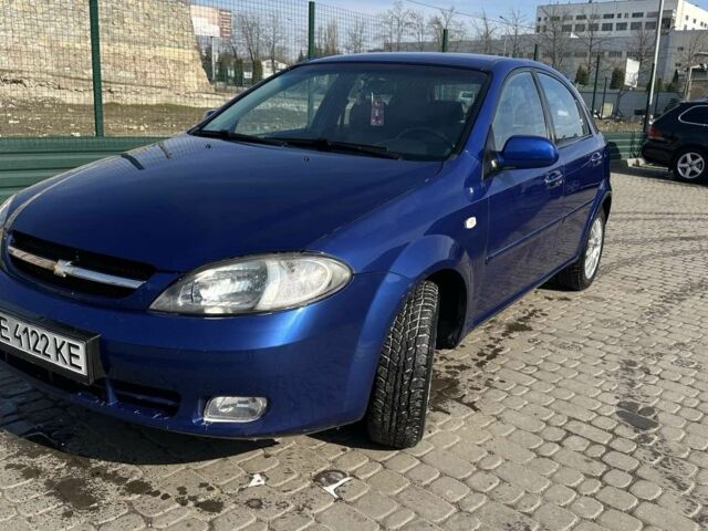 Синий Шевроле Авео, объемом двигателя 1.8 л и пробегом 180 тыс. км за 4100 $, фото 1 на Automoto.ua