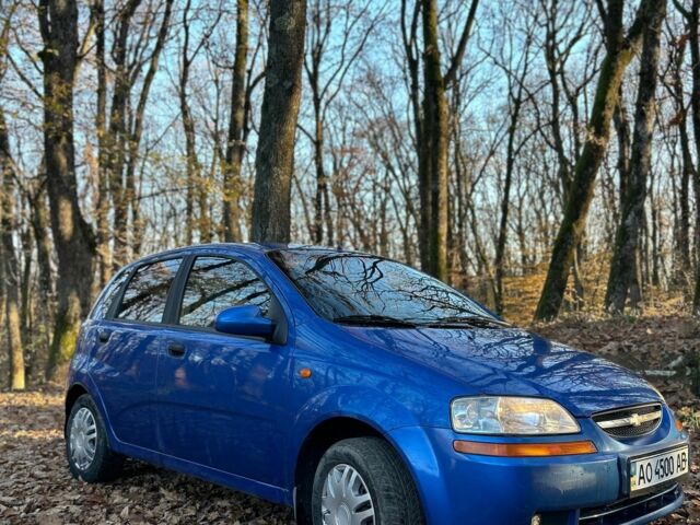 Синий Шевроле Авео, объемом двигателя 1.5 л и пробегом 250 тыс. км за 3500 $, фото 1 на Automoto.ua