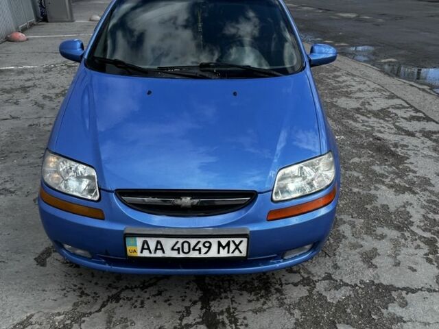 Синий Шевроле Авео, объемом двигателя 1.5 л и пробегом 246 тыс. км за 3500 $, фото 1 на Automoto.ua