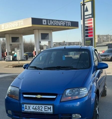 Синий Шевроле Авео, объемом двигателя 1.5 л и пробегом 260 тыс. км за 2950 $, фото 1 на Automoto.ua