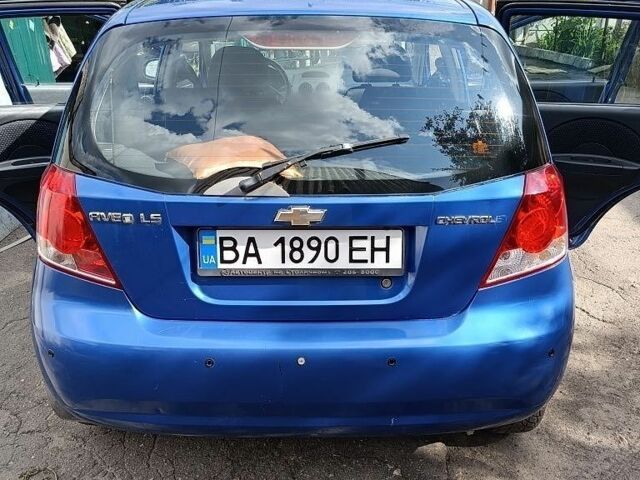 Синій Шевроле Авео, об'ємом двигуна 1.5 л та пробігом 174 тис. км за 3500 $, фото 1 на Automoto.ua