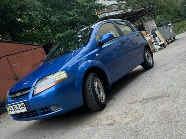 Синій Шевроле Авео, об'ємом двигуна 1.5 л та пробігом 240 тис. км за 2950 $, фото 1 на Automoto.ua