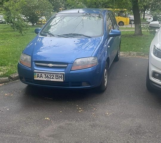 Синій Шевроле Авео, об'ємом двигуна 1.5 л та пробігом 240 тис. км за 2800 $, фото 1 на Automoto.ua