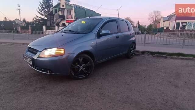 Синий Шевроле Авео, объемом двигателя 1.5 л и пробегом 356 тыс. км за 3000 $, фото 1 на Automoto.ua