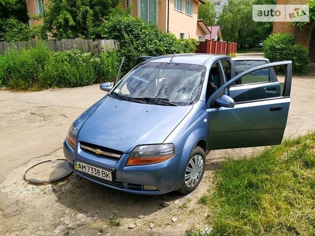 Синій Шевроле Авео, об'ємом двигуна 0 л та пробігом 160 тис. км за 4400 $, фото 1 на Automoto.ua