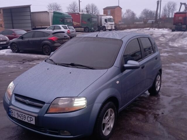 Синій Шевроле Авео, об'ємом двигуна 1.5 л та пробігом 212 тис. км за 3000 $, фото 1 на Automoto.ua