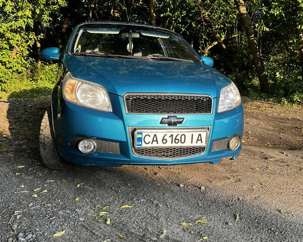 Синий Шевроле Авео, объемом двигателя 1.4 л и пробегом 210 тыс. км за 4300 $, фото 1 на Automoto.ua