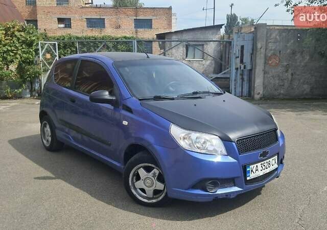 Синий Шевроле Авео, объемом двигателя 1.5 л и пробегом 225 тыс. км за 3300 $, фото 1 на Automoto.ua