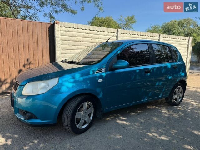 Синий Шевроле Авео, объемом двигателя 1.5 л и пробегом 142 тыс. км за 4000 $, фото 1 на Automoto.ua