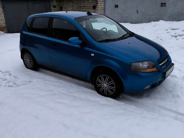 Синій Шевроле Авео, об'ємом двигуна 1.5 л та пробігом 199 тис. км за 4400 $, фото 1 на Automoto.ua