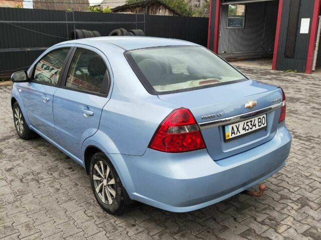 Синий Шевроле Авео, объемом двигателя 0 л и пробегом 107 тыс. км за 4400 $, фото 1 на Automoto.ua