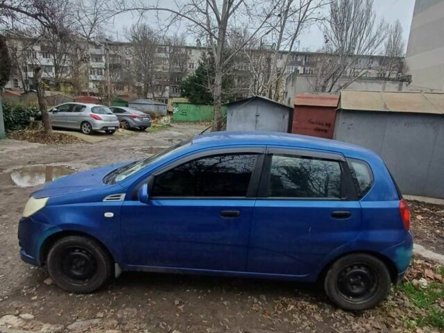 Синий Шевроле Авео, объемом двигателя 1.5 л и пробегом 200 тыс. км за 2800 $, фото 1 на Automoto.ua