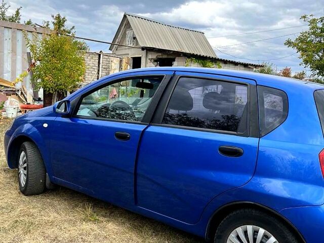 Синий Шевроле Авео, объемом двигателя 1.6 л и пробегом 120 тыс. км за 4300 $, фото 1 на Automoto.ua