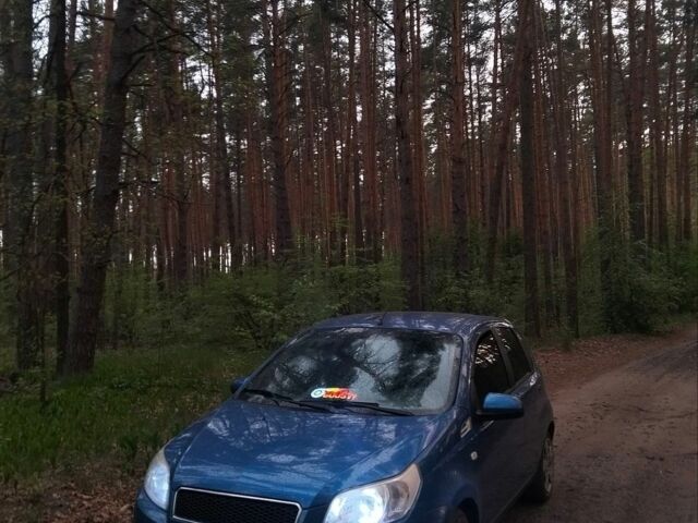 Синий Шевроле Авео, объемом двигателя 1.21 л и пробегом 155 тыс. км за 2700 $, фото 1 на Automoto.ua