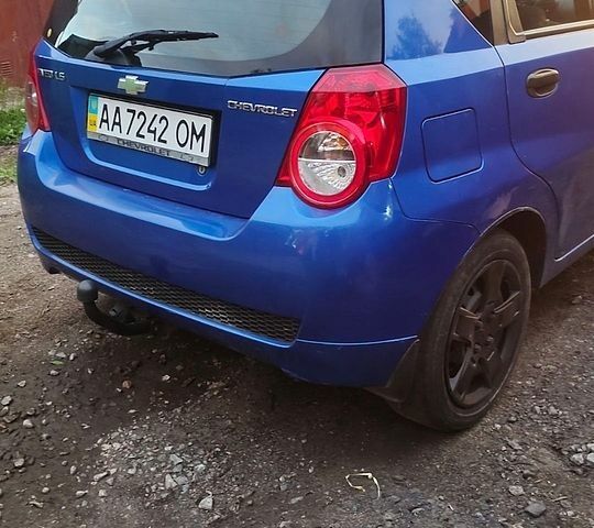 Синий Шевроле Авео, объемом двигателя 1.5 л и пробегом 220 тыс. км за 4300 $, фото 1 на Automoto.ua