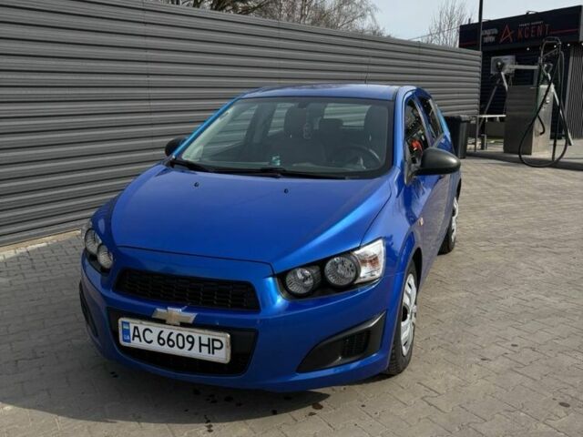 Синій Шевроле Авео, об'ємом двигуна 1.2 л та пробігом 146 тис. км за 6000 $, фото 1 на Automoto.ua