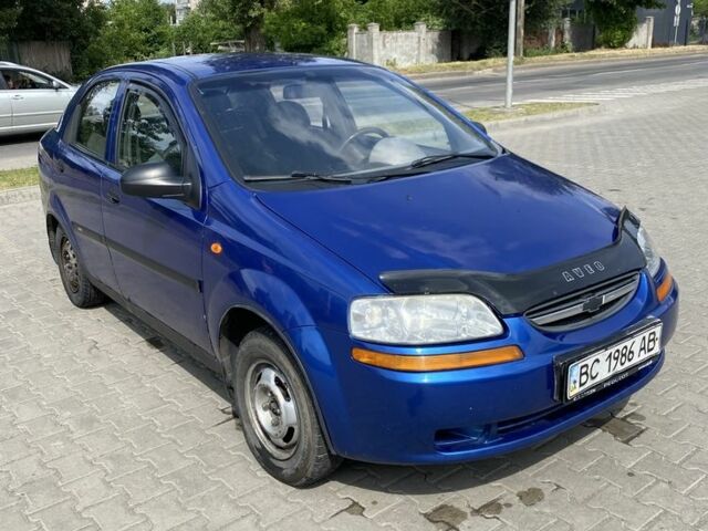 Синій Шевроле Авео, об'ємом двигуна 1.5 л та пробігом 200 тис. км за 2000 $, фото 1 на Automoto.ua