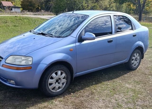 Синий Шевроле Авео, объемом двигателя 1 л и пробегом 352 тыс. км за 2510 $, фото 1 на Automoto.ua