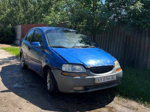 Синий Шевроле Авео, объемом двигателя 1.5 л и пробегом 370 тыс. км за 899 $, фото 1 на Automoto.ua