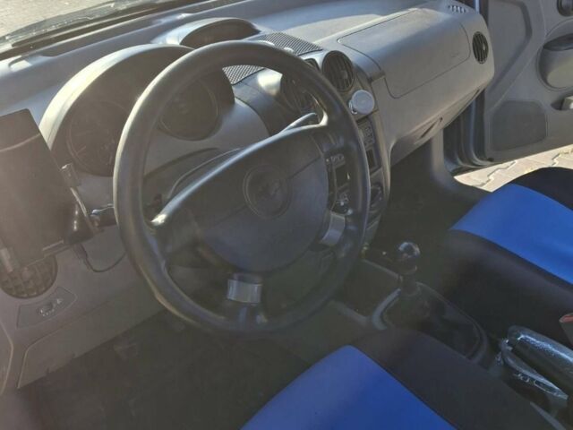 Синий Шевроле Авео, объемом двигателя 1.5 л и пробегом 250 тыс. км за 2500 $, фото 1 на Automoto.ua